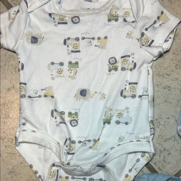 Animal and Car Onsie Baby Bundle - Picture 2 of 4